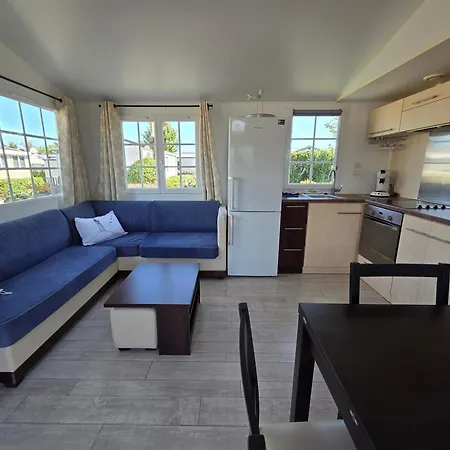 Mobil-home Confort, Sécurisé Et Calme à Saint-hilaire-de-riez, Piscine, à 200m *