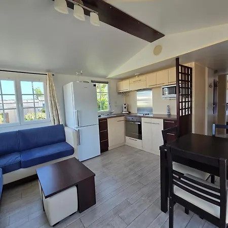 Mobil-home Confort, Sécurisé Et Calme à Saint-hilaire-de-riez, Piscine, à 200m * Saint-Hilaire-de-Riez